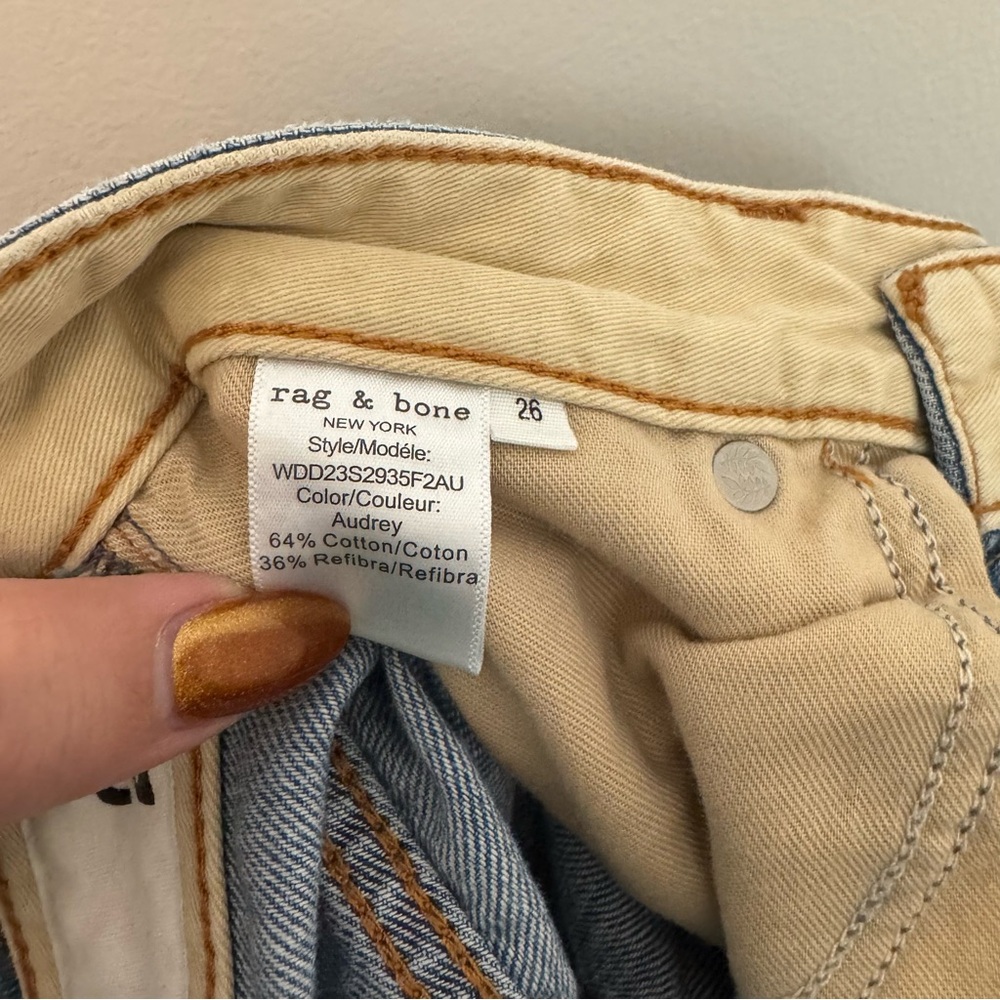 Rag & Bone Logan Mid-Rise Wide Leg Jeans - Picture 7 of 10